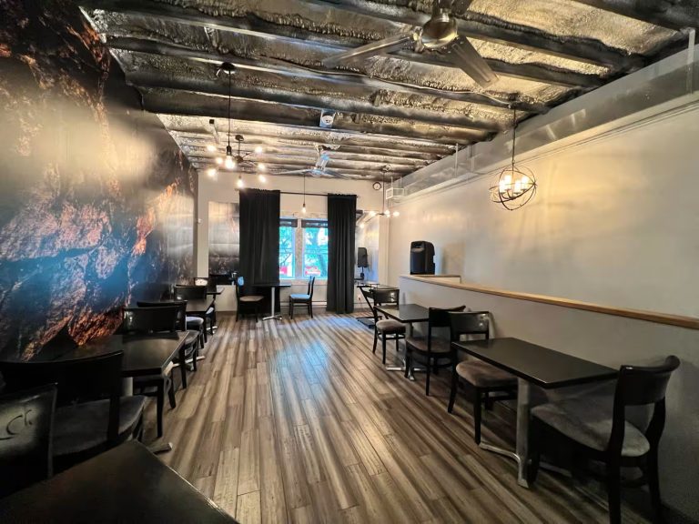 Bar Lounge1 768x576